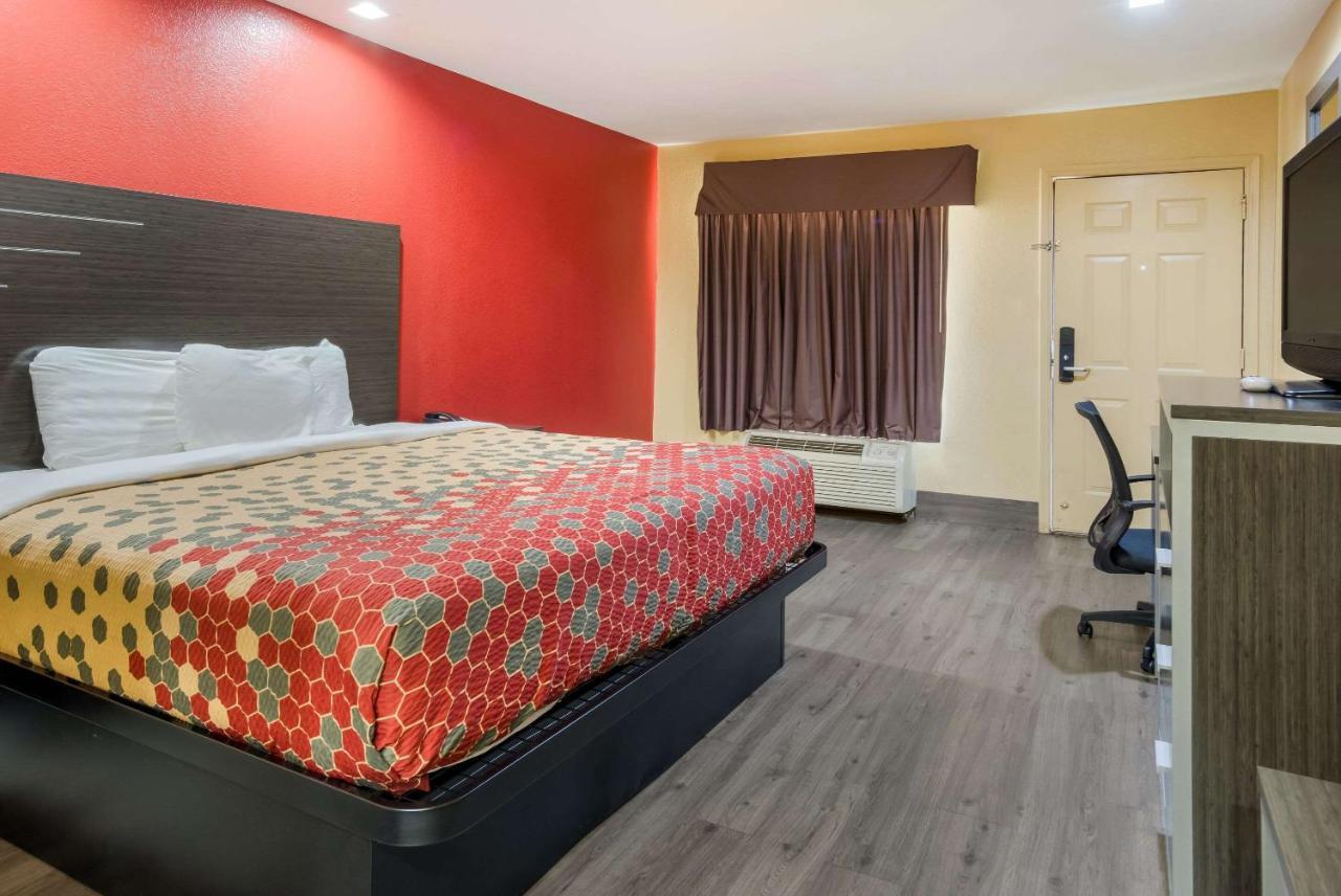 Econo Lodge Lake Charles University Area Exterior foto